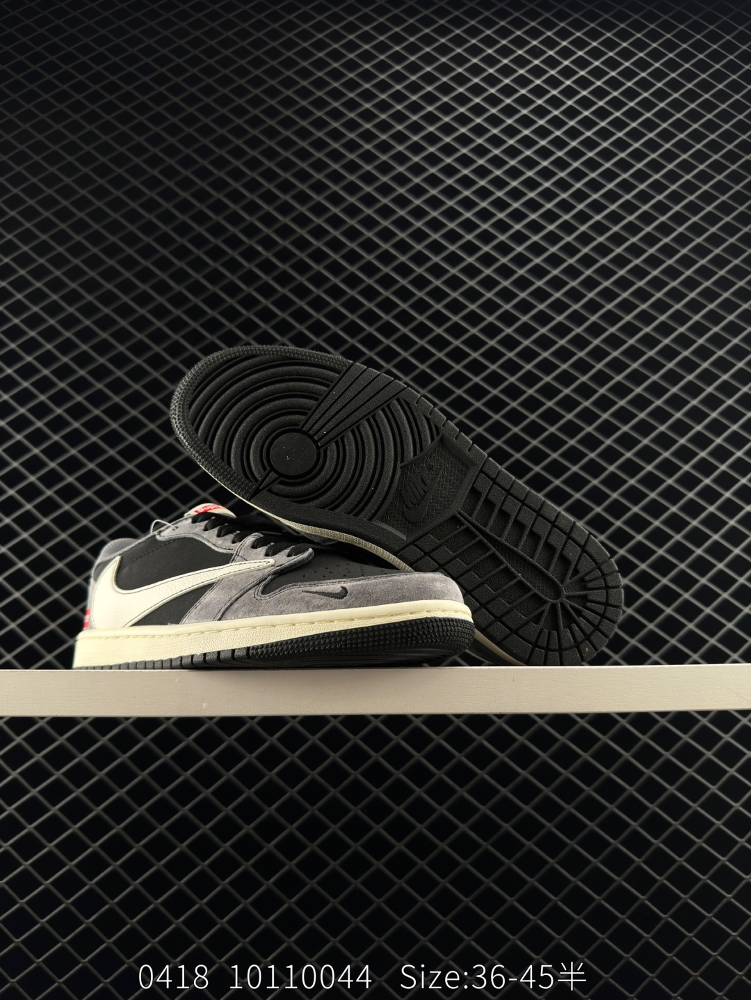 Travis Scott x Air Jordan 1 ” Reverse Mocha “